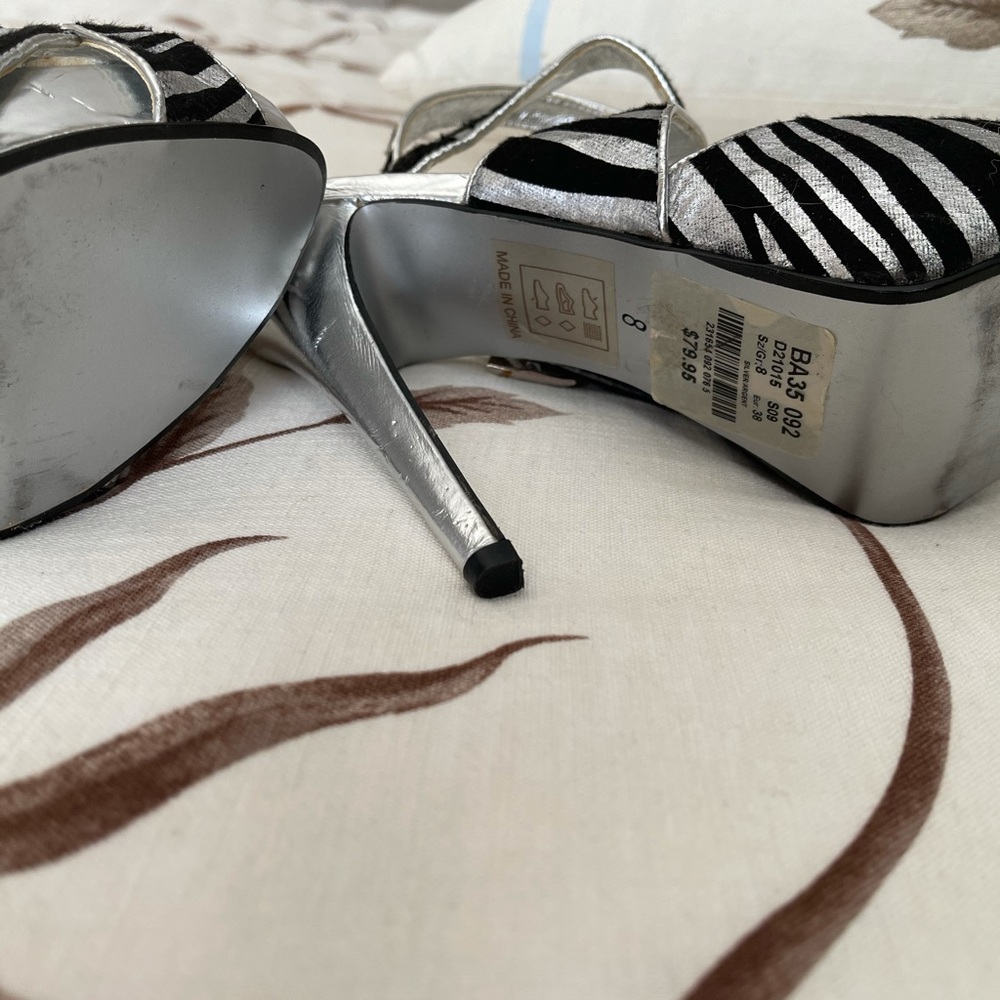 Zebra heels - Picture 7 of 7